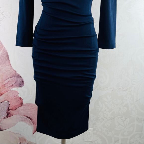 Nicole Miller Studio Navy Blue Sheath Ruched Knit Dress Size Small - Picture 3 of 14